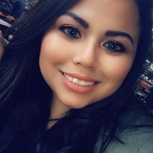 Meet your Posher, Vanesa